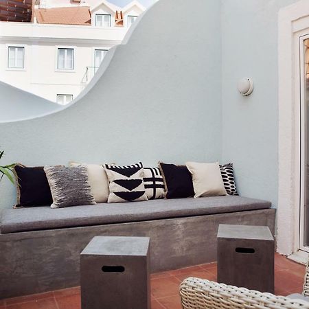 Renovated Charming Apartment With Terrace In Lapa ลิสบอน ภายนอก รูปภาพ