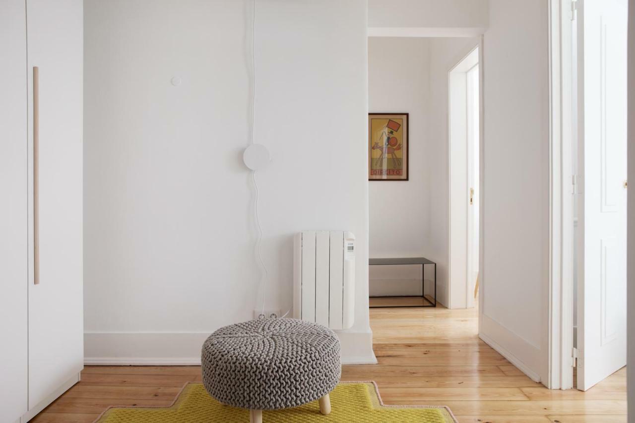 Renovated Charming Apartment With Terrace In Lapa ลิสบอน ภายนอก รูปภาพ